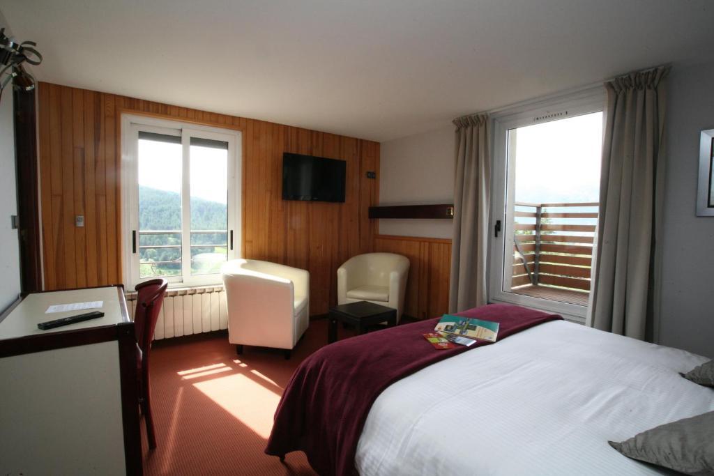 Hotel Corrieu La Llagonne Cameră foto